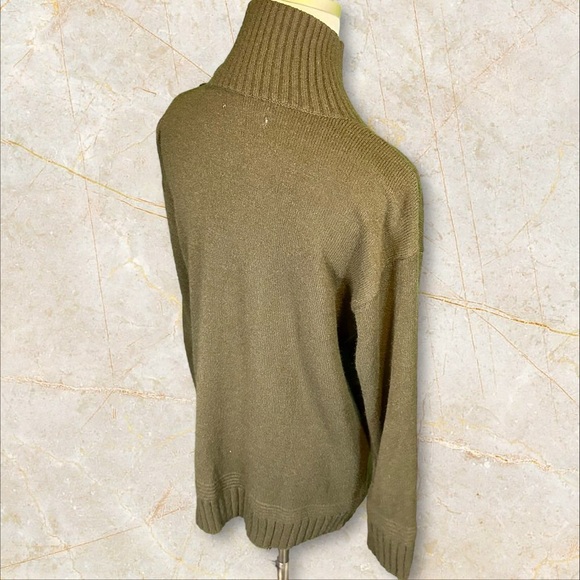 By Anthropologie ‘Margarita’ Button-Up Shoulder Tunic Sweater in Olive Green XS - Picture 11 of 16